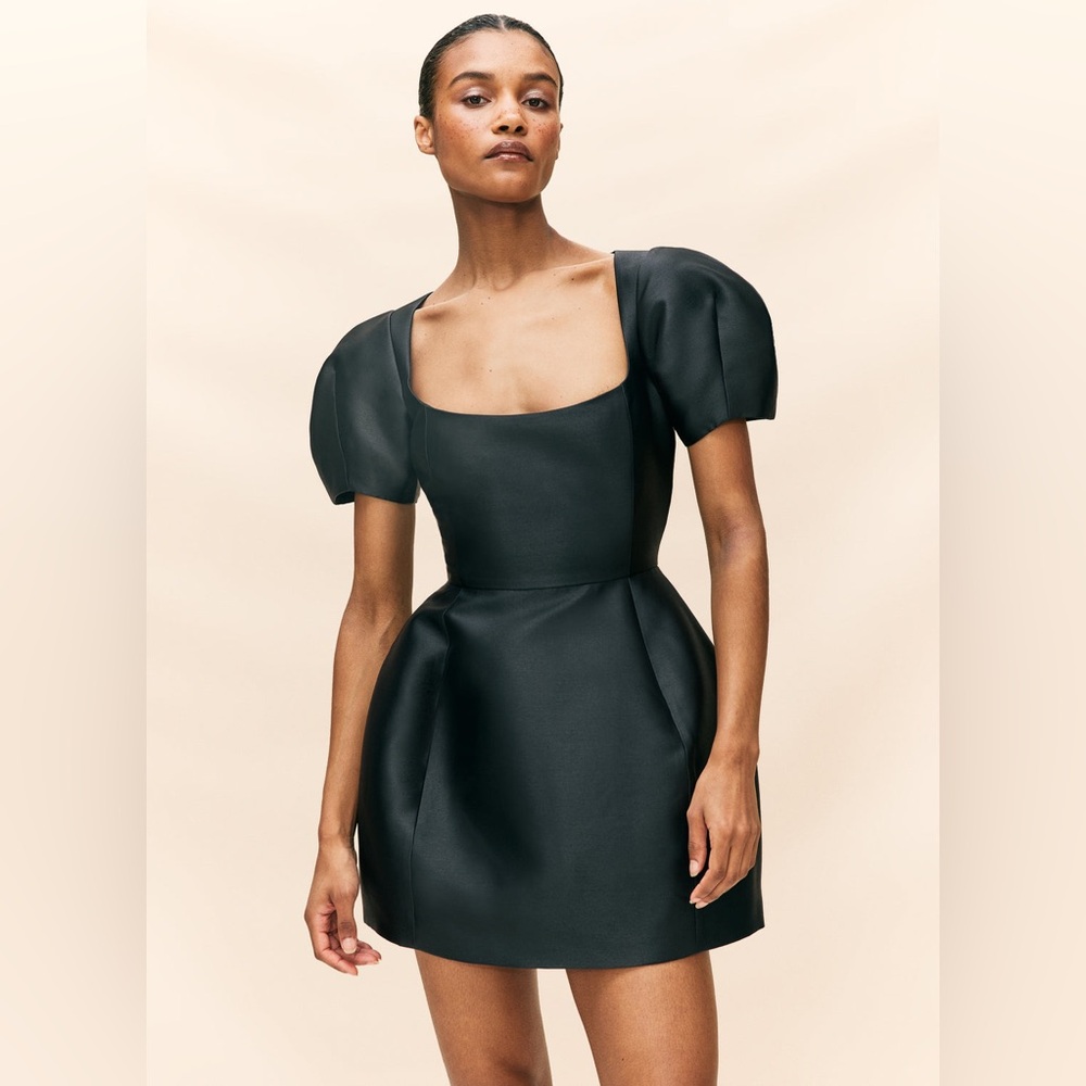 NWOT De La Vali Cannoli Mini Dress